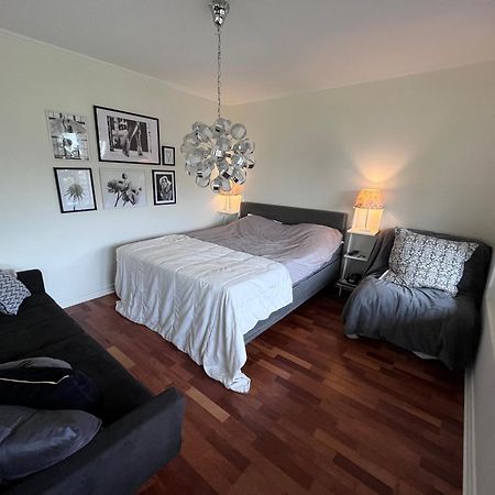 Havsnaera Nyrenoverat Centralt I Båstad Extérieur photo