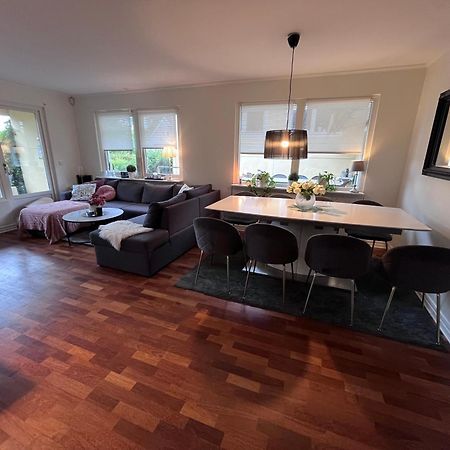 Havsnaera Nyrenoverat Centralt I Båstad Extérieur photo